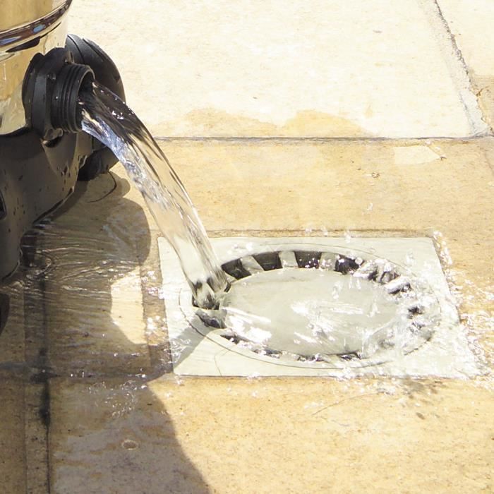 Un aspiratore elettrico 1400 W