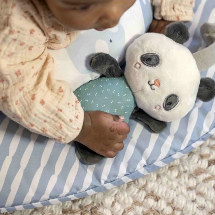 Tappetino da gioco pieghevole per bambini INGENUITY Cosy Spot Elephant, cuscino reversibile, arco da gioco in legno, specchio e giocattoli sensoriali per bambini