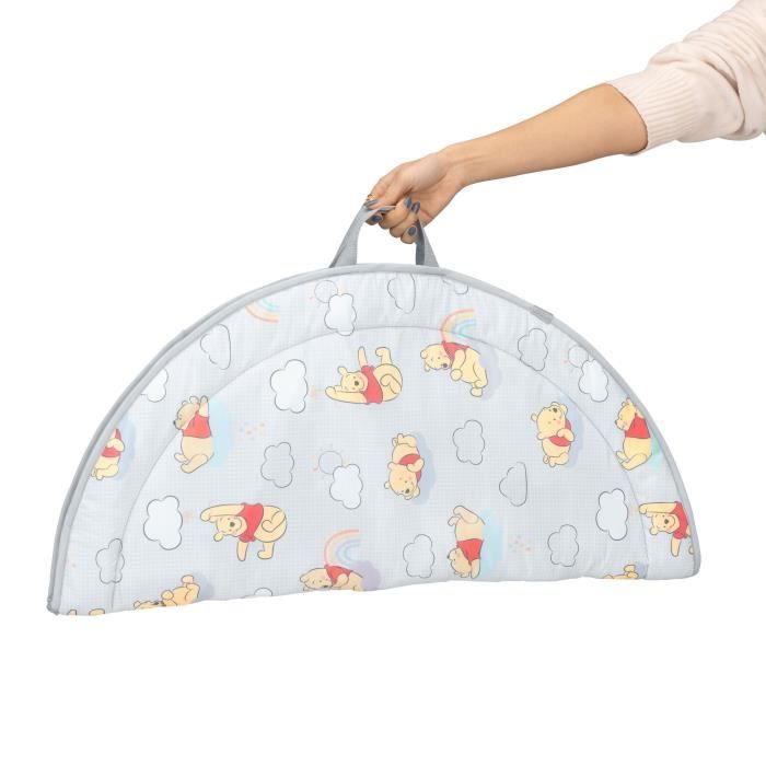 DISNEY BABY - WINNIE - Tappetino da gioco reversibile, pieghevole e convertibile per neonati - arco in legno - giocattoli sensoriali e musicali, specchio