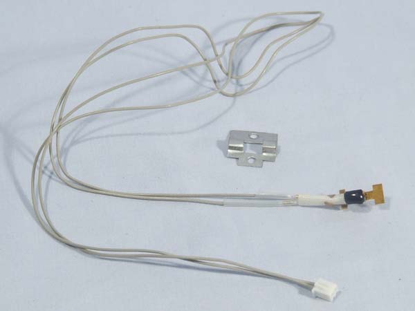 ASSIEME SENSORE TERMICO E STAFFA