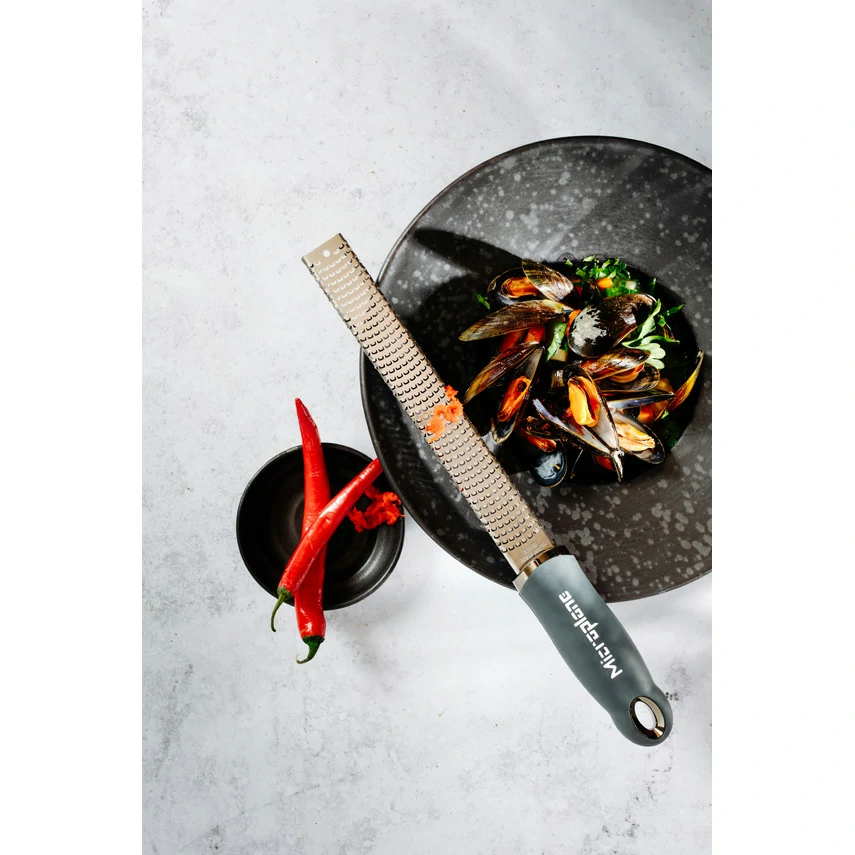 Grattugia Microplane Zester Premium Classic grigio antracite