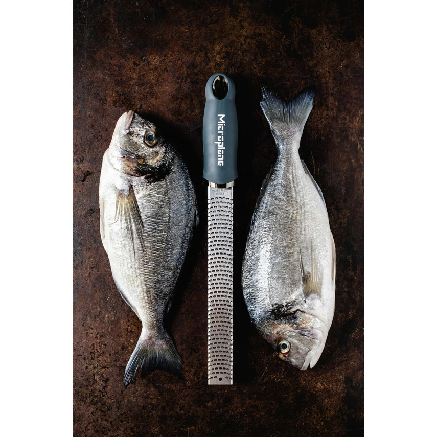 Grattugia Microplane Zester Premium Classic grigio antracite