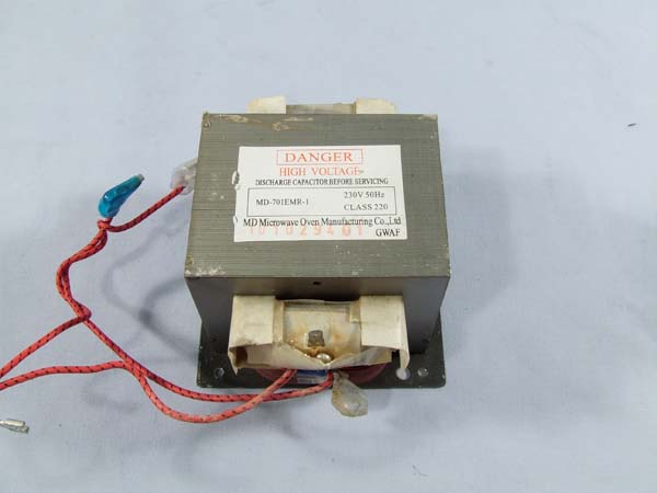 TRASFORMATORE (ALTA TENSIONE