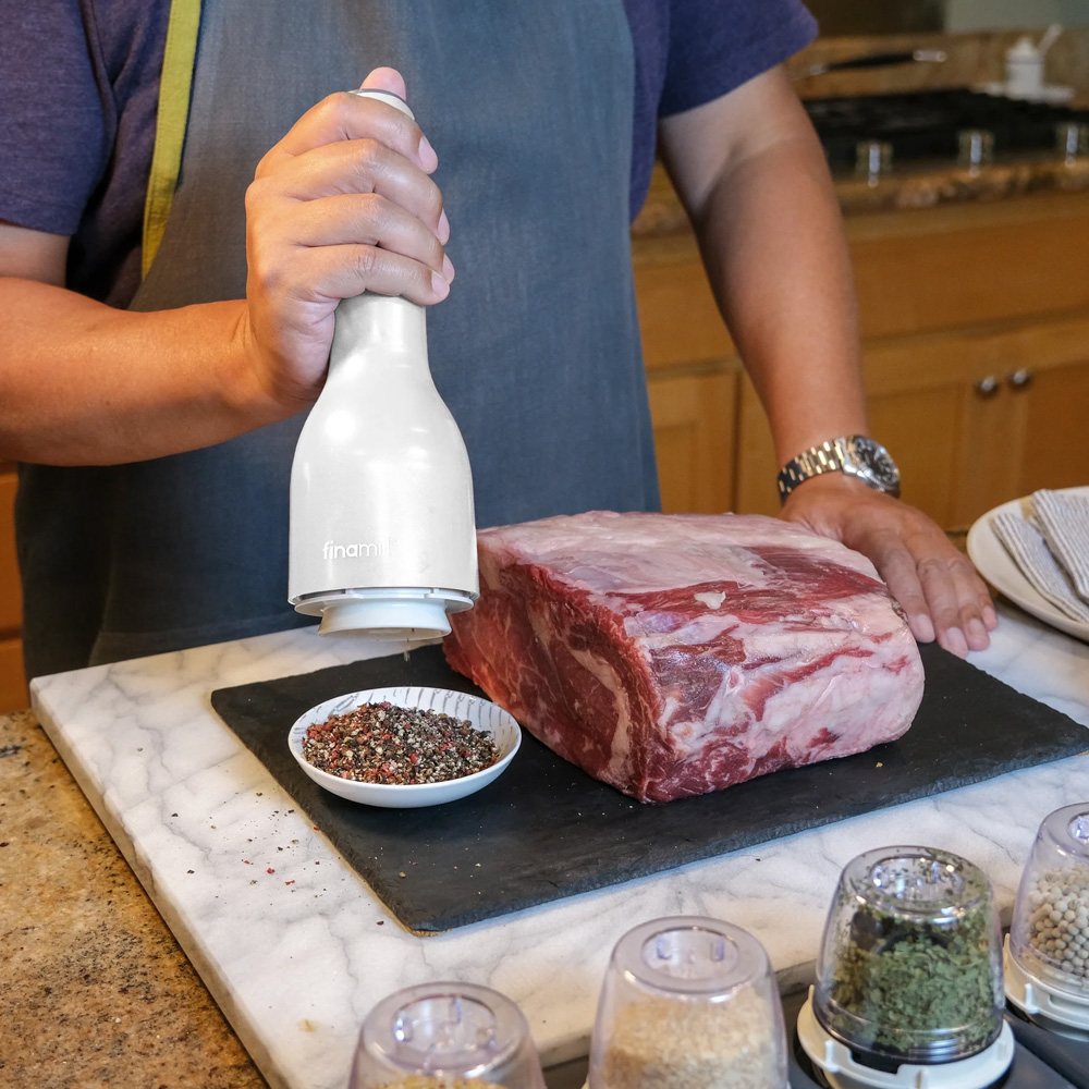 Macina spezie elettrico a batteria Finamill bianco con 2 contenitori