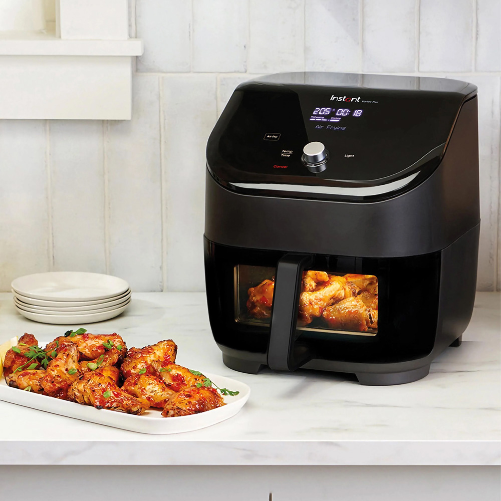 Friggitrice ad aria multiuso Instant Vortex Plus ClearCook 5,7 litri nera