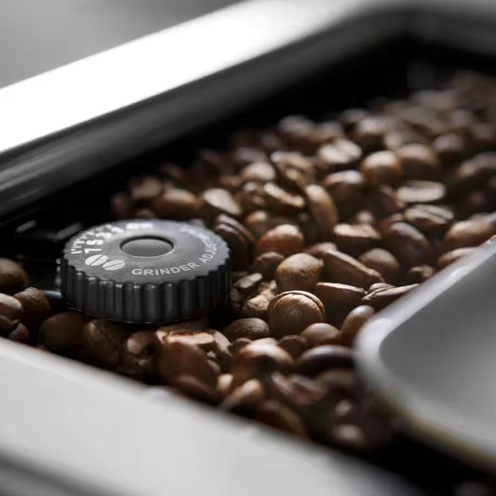 Macchina da caffè automatica PrimaDonna Elite Experience Ecam 650.85.MS