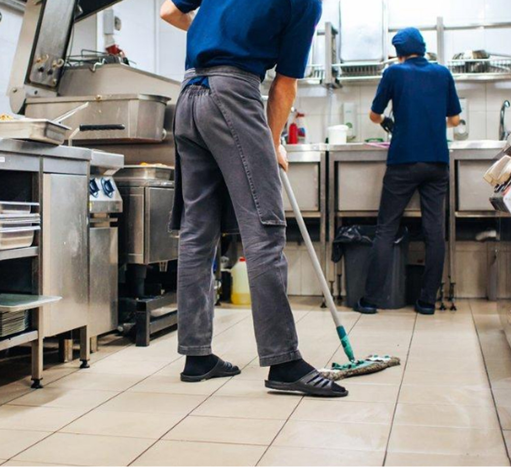 D9C Detergente sgrassante lucidante rapido