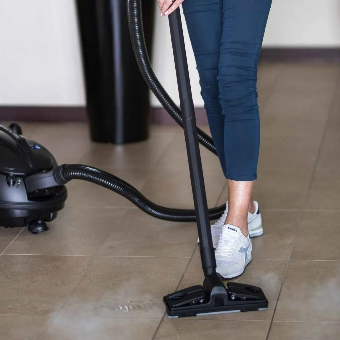 Macchina pulizia a vapore lavapavimenti Pratika